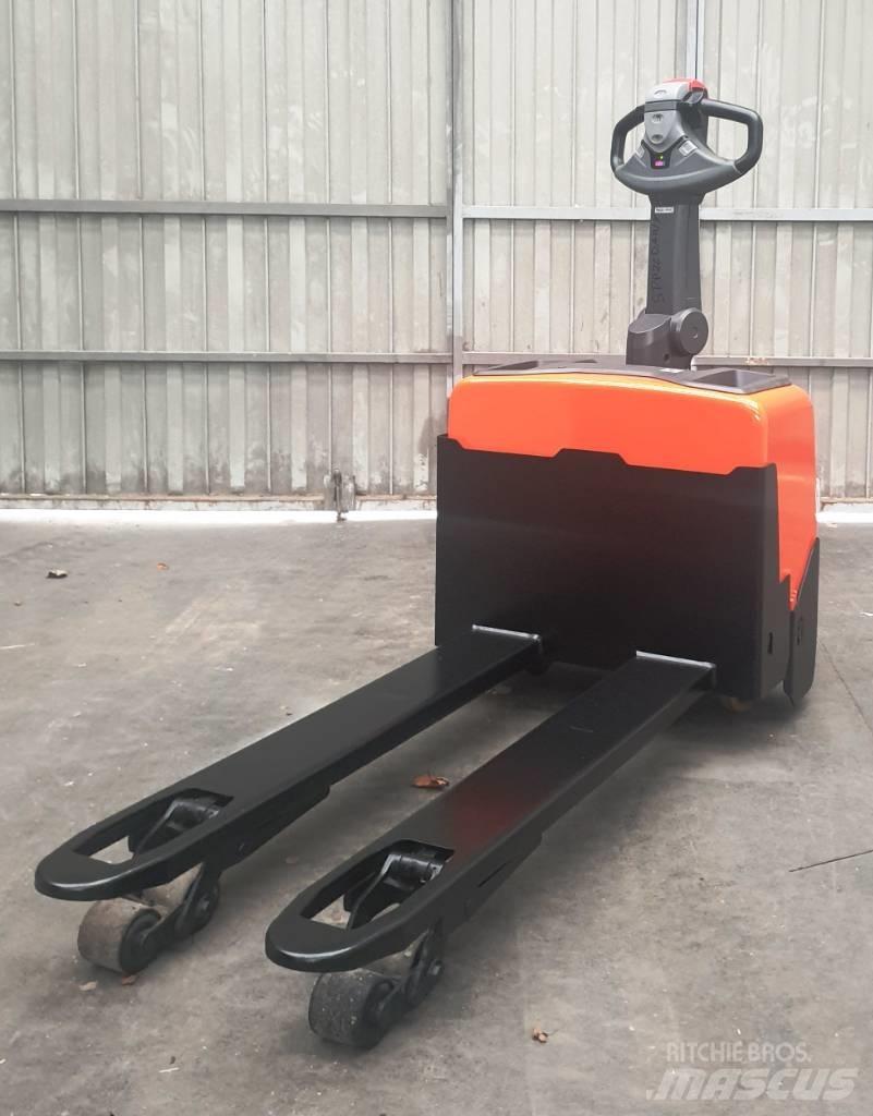 BT LWE 130 Minimover Lavtløftende truck