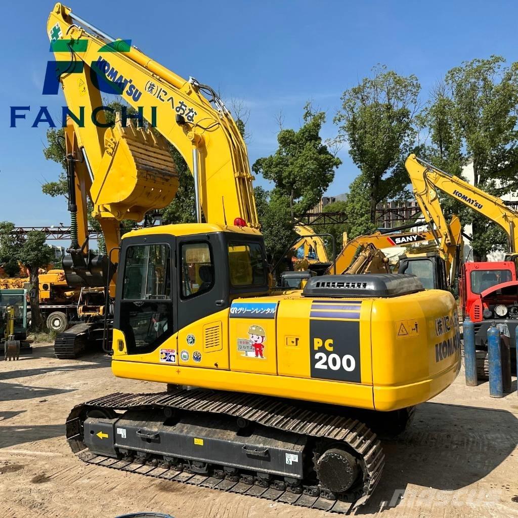 Komatsu PC 200-8 Beltegraver