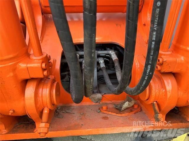 Hitachi EX 100-5 Beltegraver
