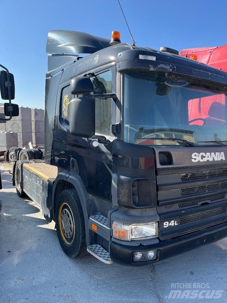Scania P 94 L 310 Trekkvogner