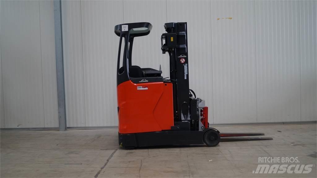 Linde R14HD Skyvemasttruck