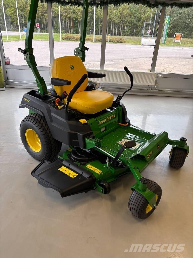 John Deere Z515E Spakstyrte gressklippere