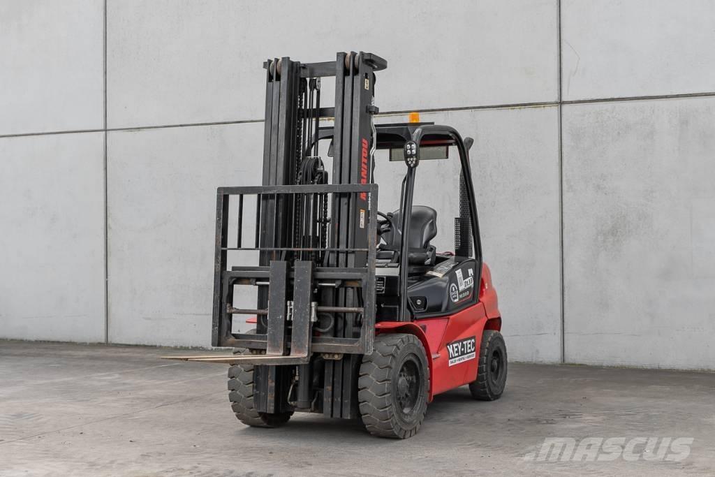 Manitou MI 30 D Diesel Trucker