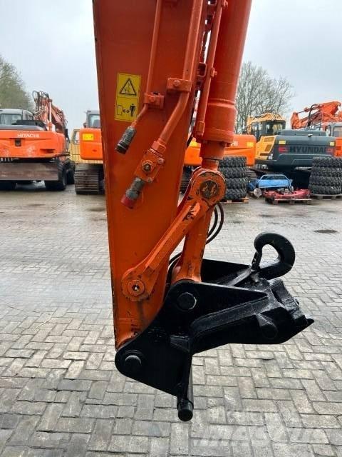 Hitachi ZX140W-5B Hjulgravere