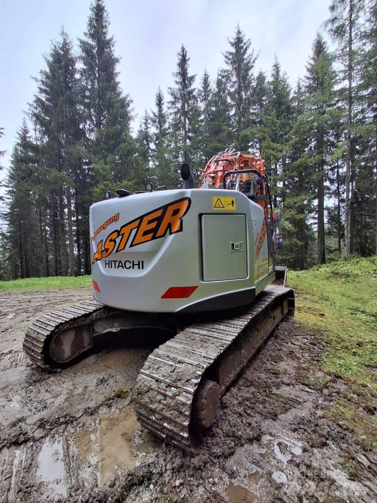 Hitachi ZX 225 US LC Beltegraver