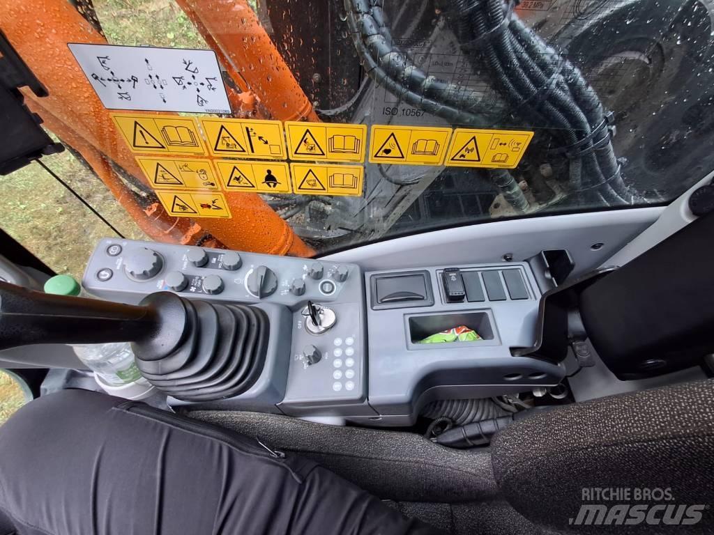 Hitachi ZX 225 US LC Beltegraver