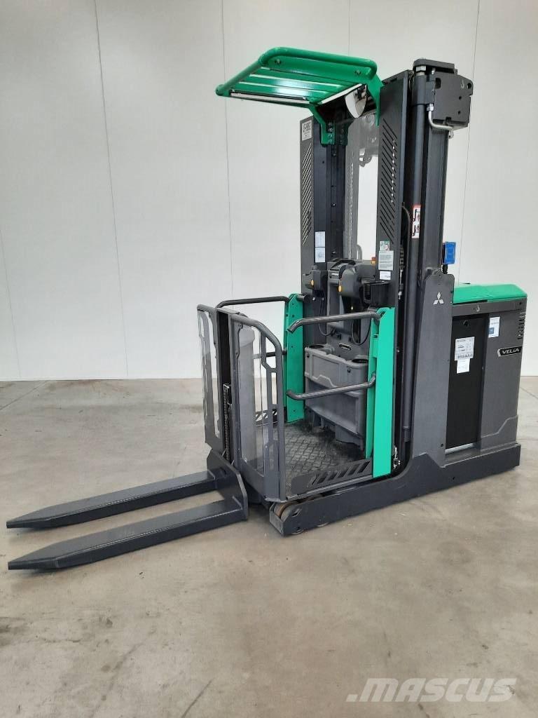 Mitsubishi OPBM10P Høytløftende plukketruck