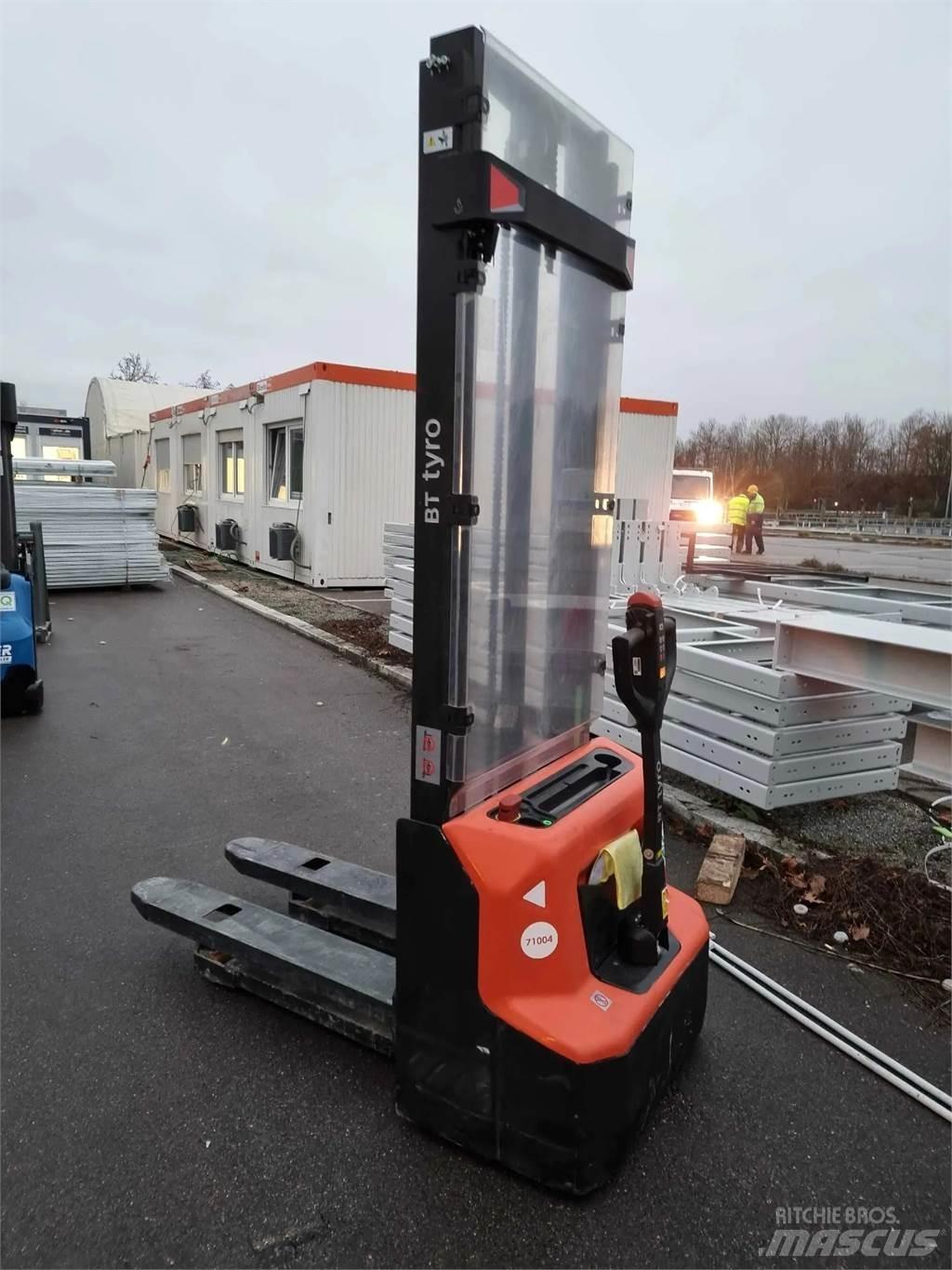 Toyota BT SHE100 Andre personløftere og plattformer