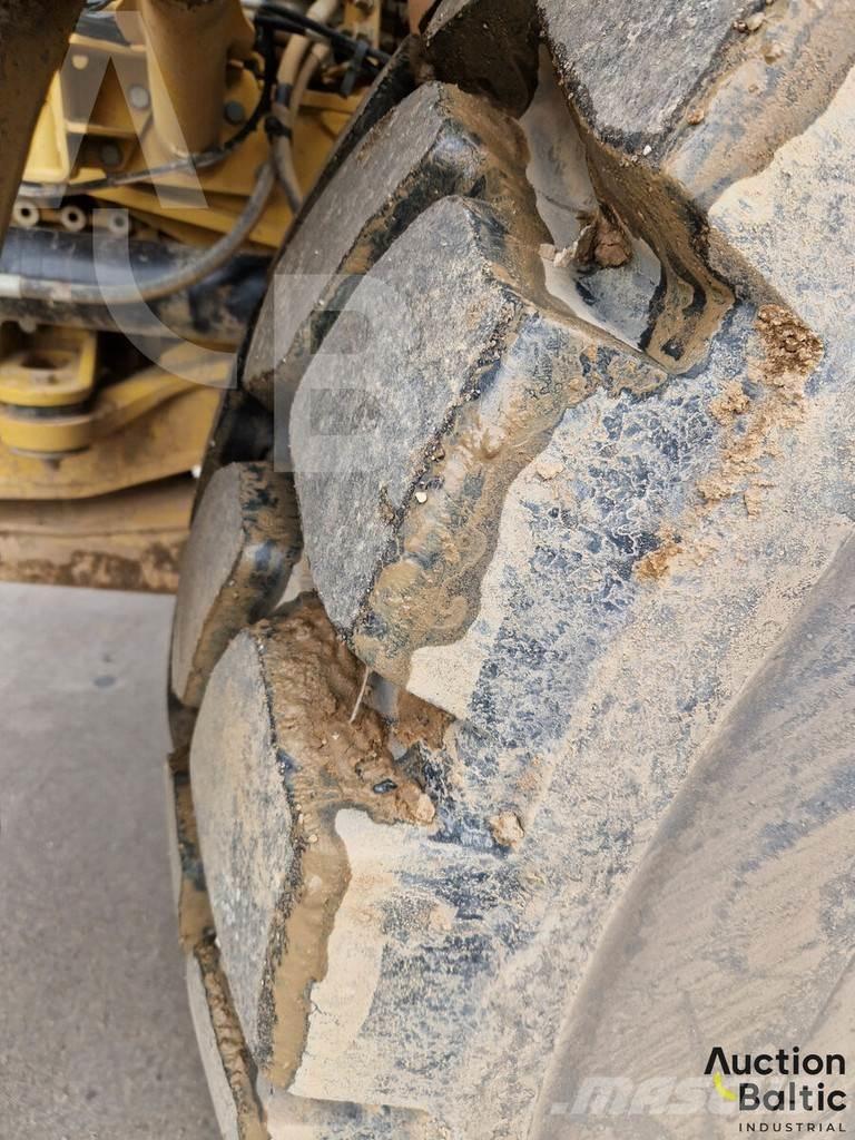 CAT 735C Rammestyrte Dumpere