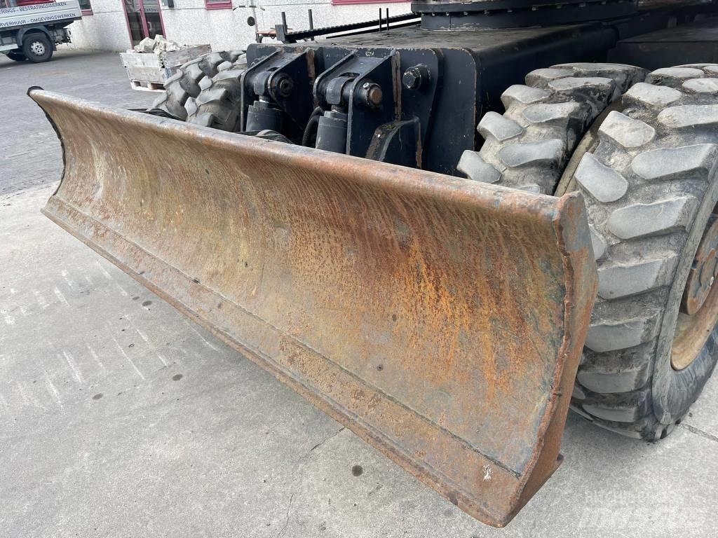 JCB JS 145 W Hjulgravere