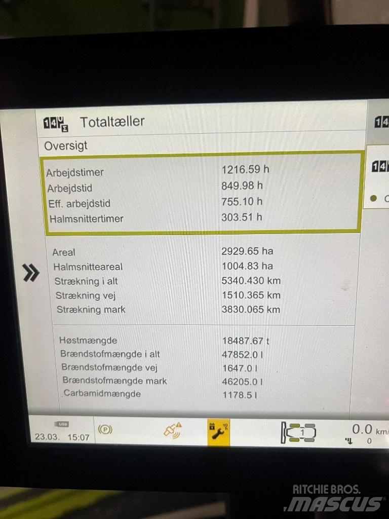 CLAAS Lexion 8700 Skurtreskere