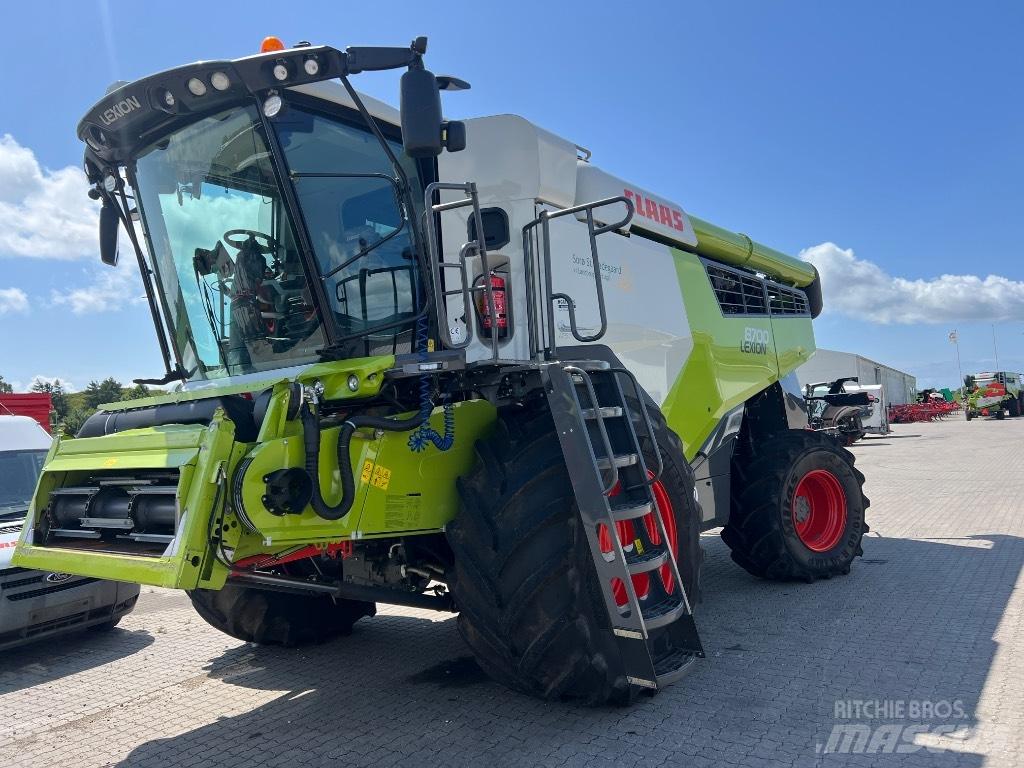 CLAAS Lexion 8700 Skurtreskere