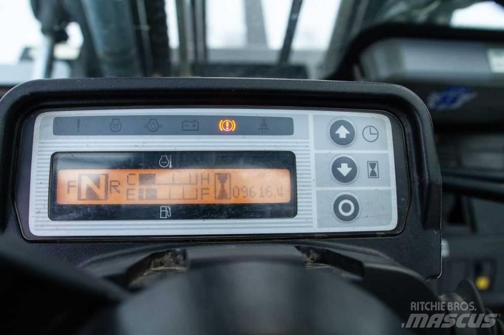 Nissan WG1F4A50Y Diesel Trucker