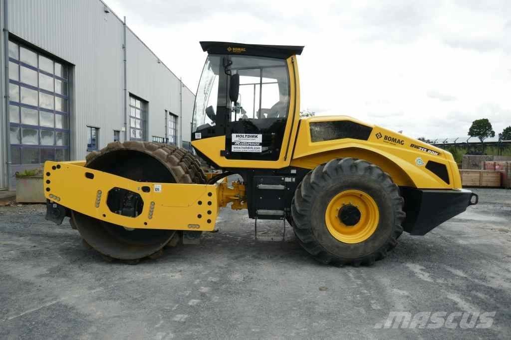 Bomag BW 213 PDH-5 Hjullaster til komprimering