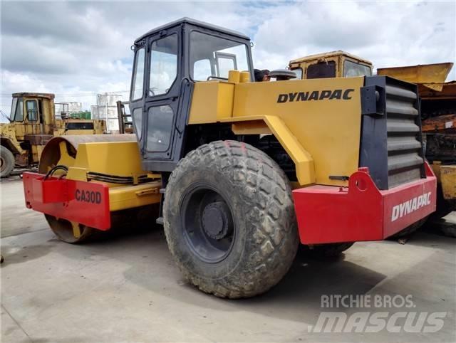 Dynapac CA 30 D Valsetog