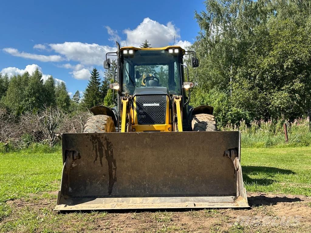 Komatsu WB 97 S-8 Traktorgravere