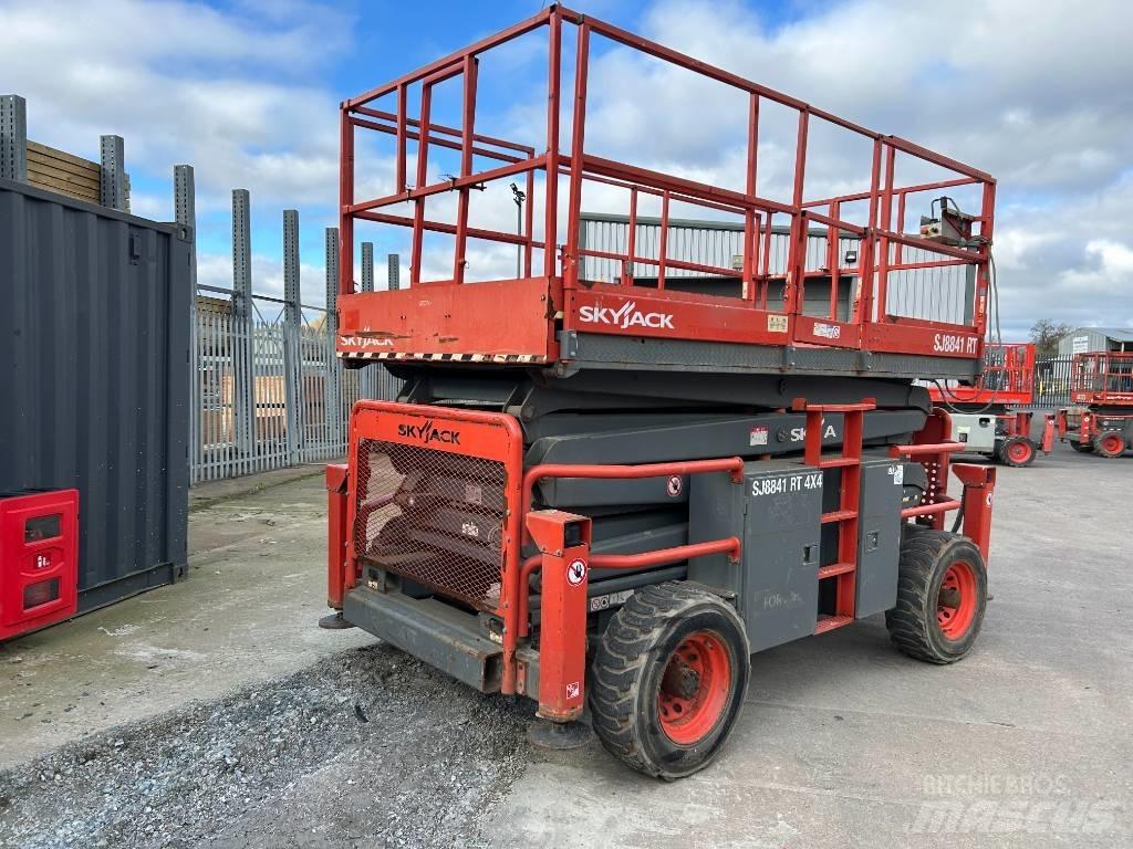 SkyJack SJ 8841 RT Sakselifter