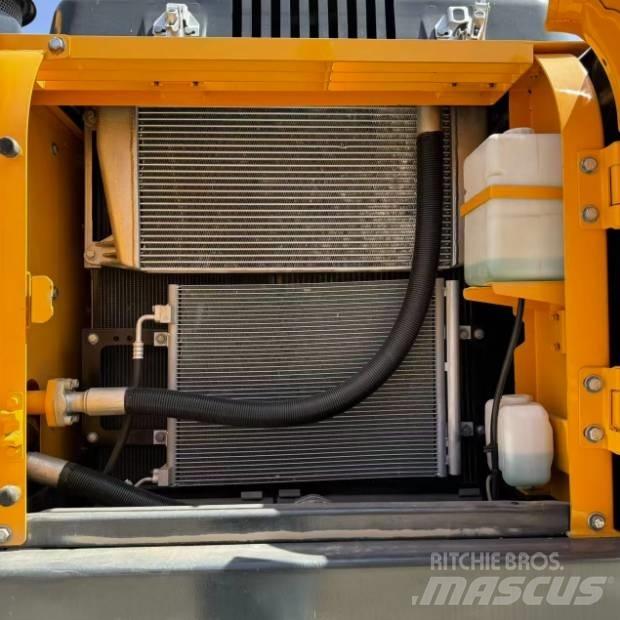 Hyundai R220-9S Beltegraver