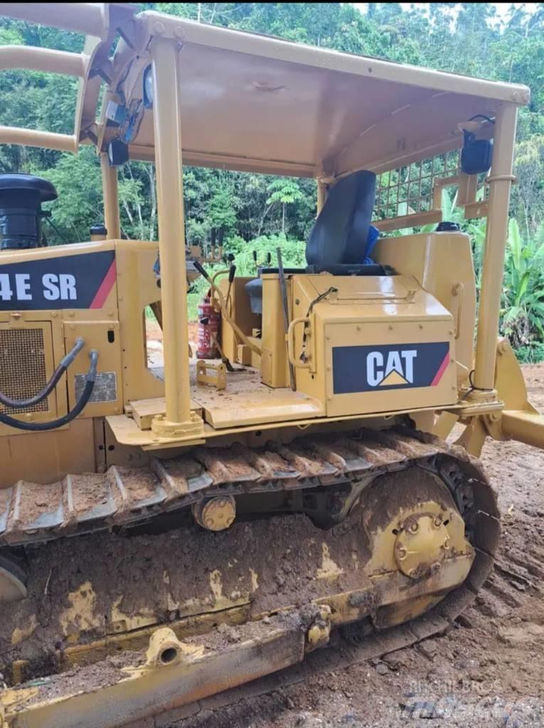 CAT D4SR Kompakttraktorer