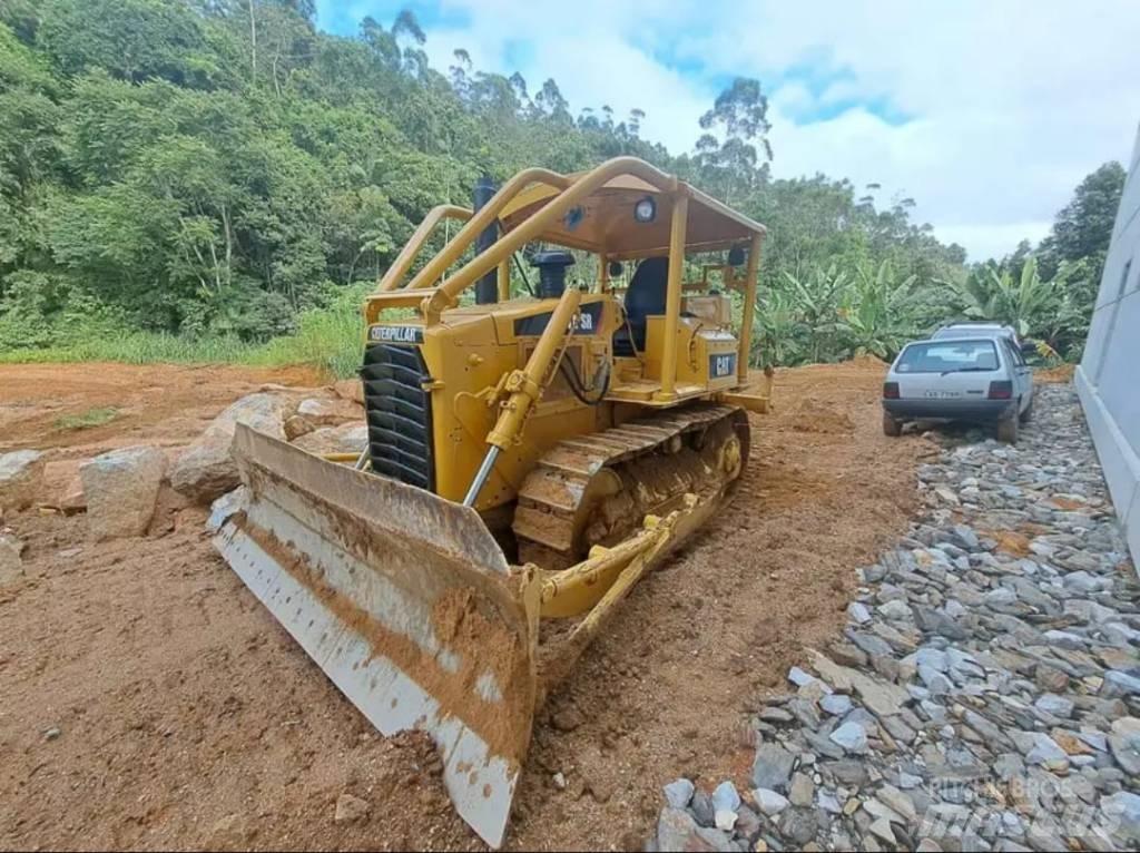 CAT D4SR Kompakttraktorer