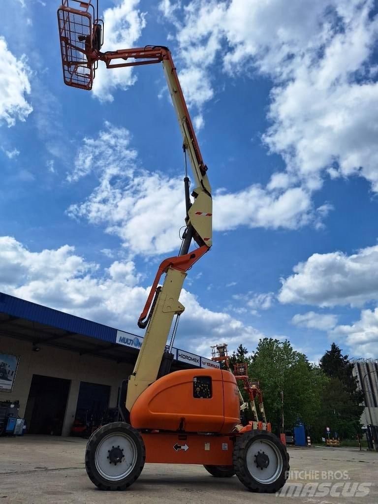JLG 600 AJ Leddede bomlifter