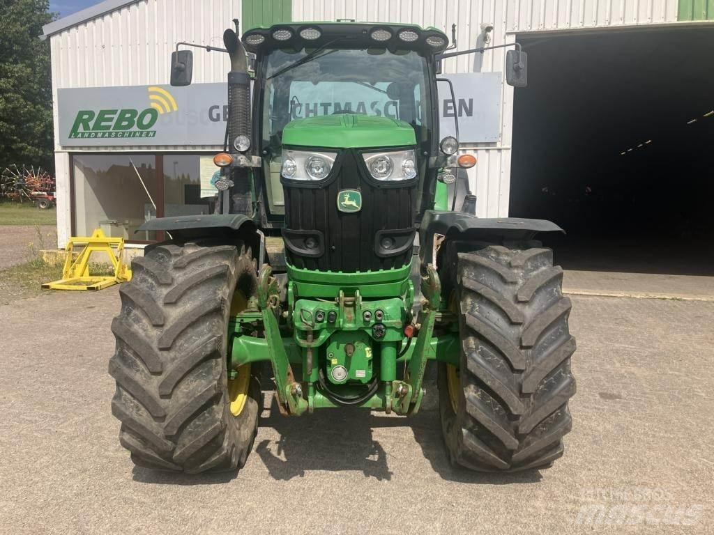 John Deere 6210 R Traktorer
