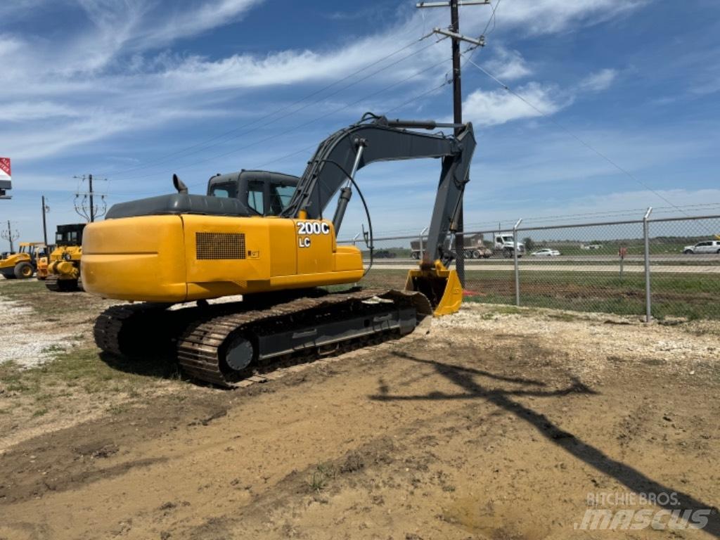 DEERE 200 LC Beltegraver
