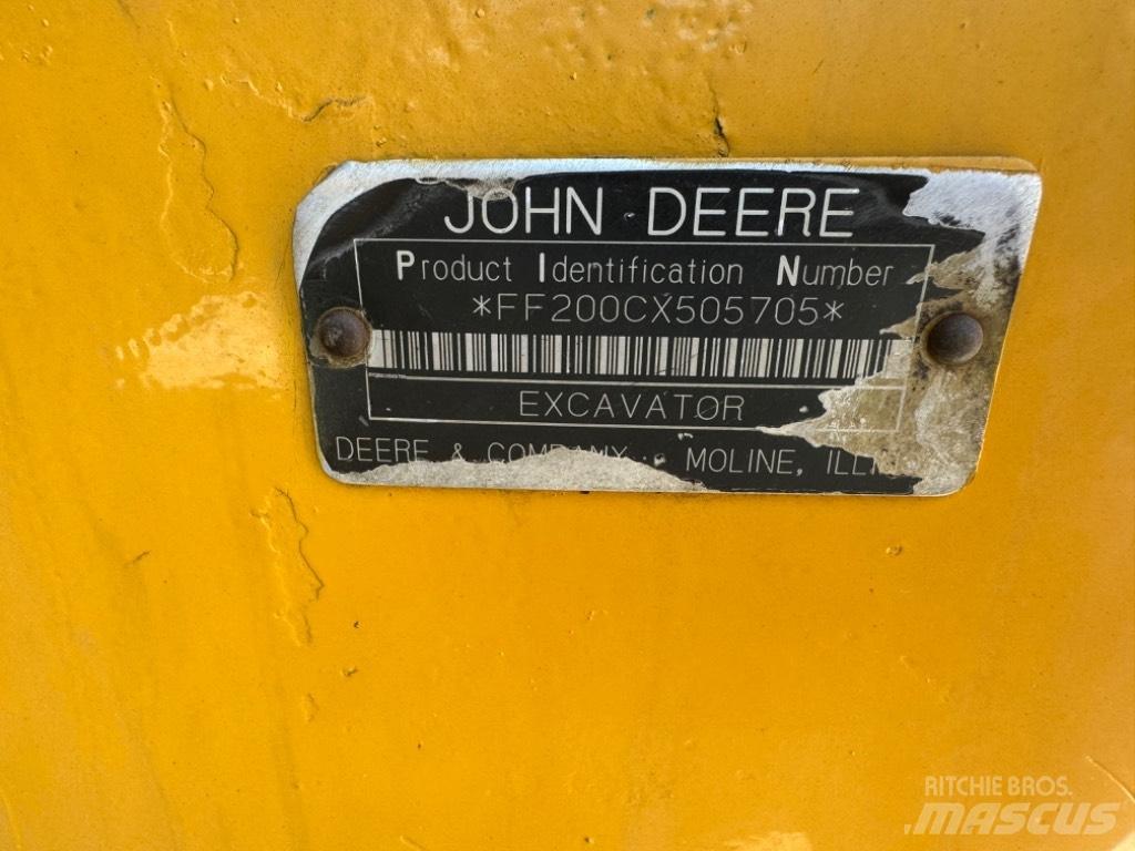 DEERE 200 LC Beltegraver