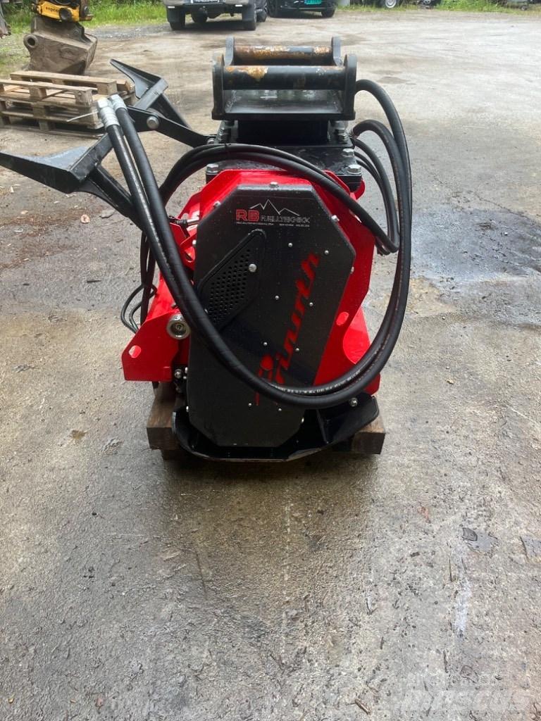Menzi Muck M545x Spesialtilpassede gravemaskiner