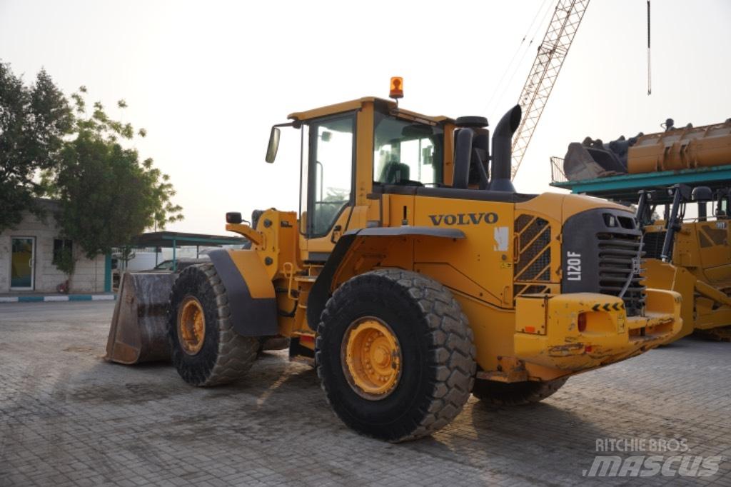 Volvo L 120 F Hjullastere