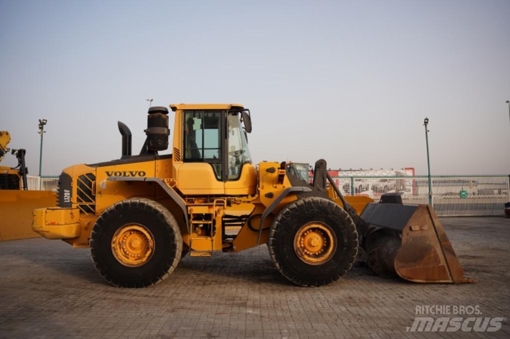 Volvo L 120 F Hjullastere