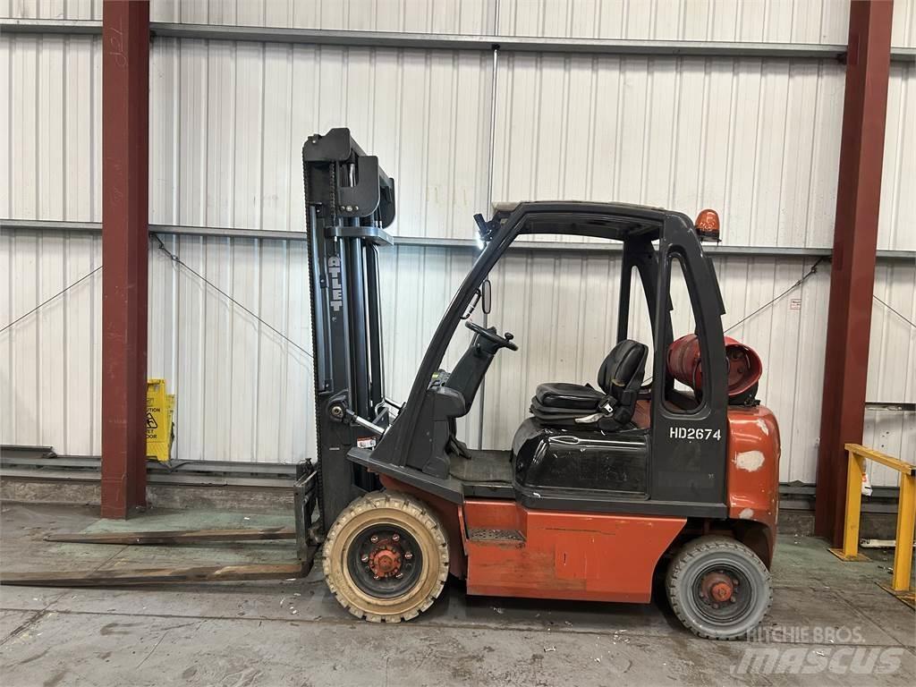 Nissan UD02A20PQ Propan trucker