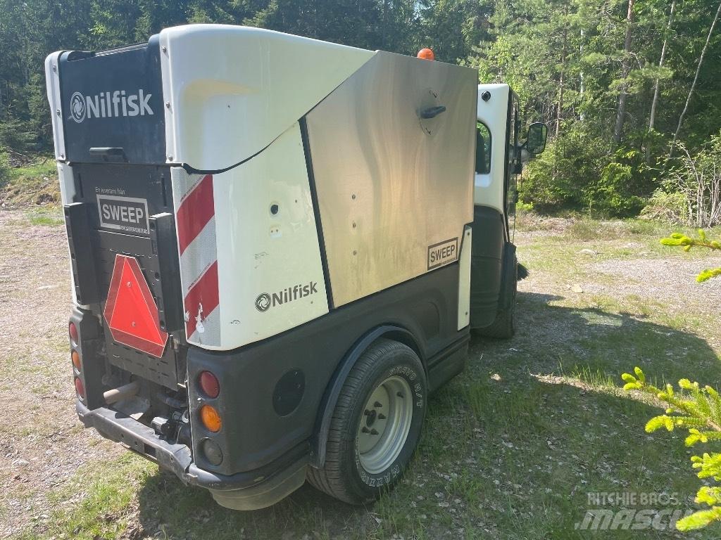 Nilfisk CR3500 Feiemaskiner