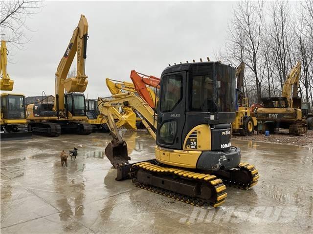Komatsu PC35MR-2 Beltegraver