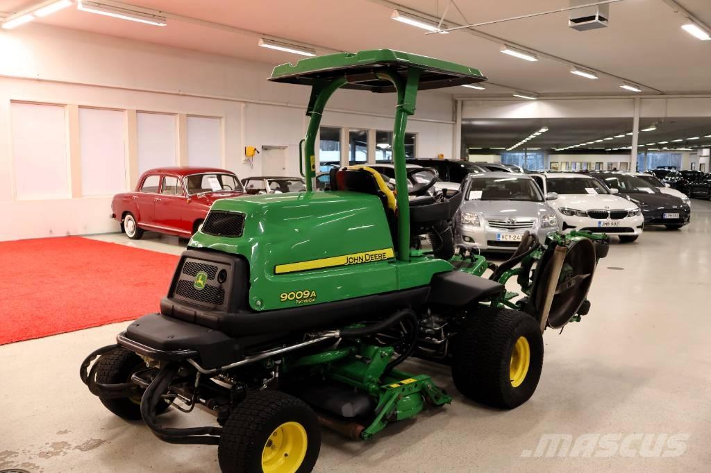 John Deere 9009 A Golfbane klippere