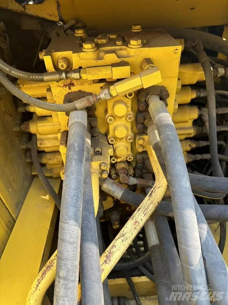 Komatsu PC 240 LC-8 Beltegraver