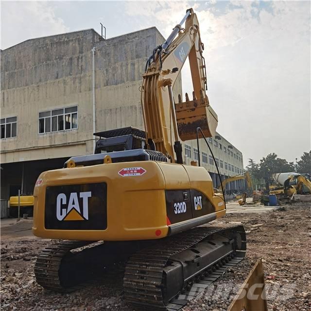 CAT 320D Beltegraver