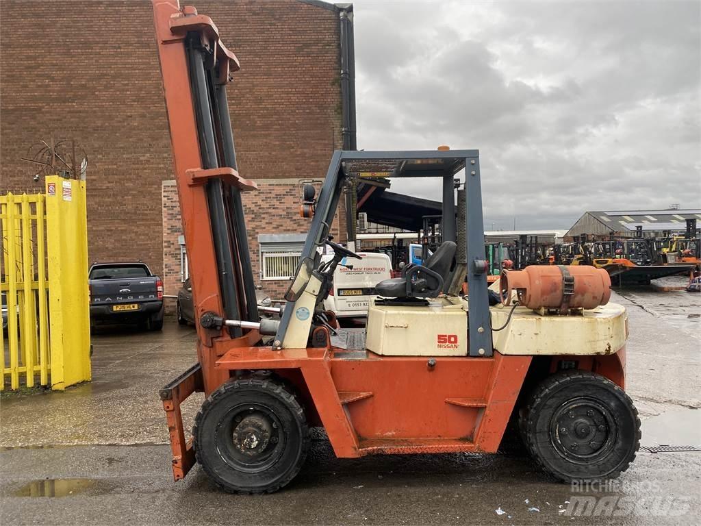 Nissan BF05H50U Diesel Trucker