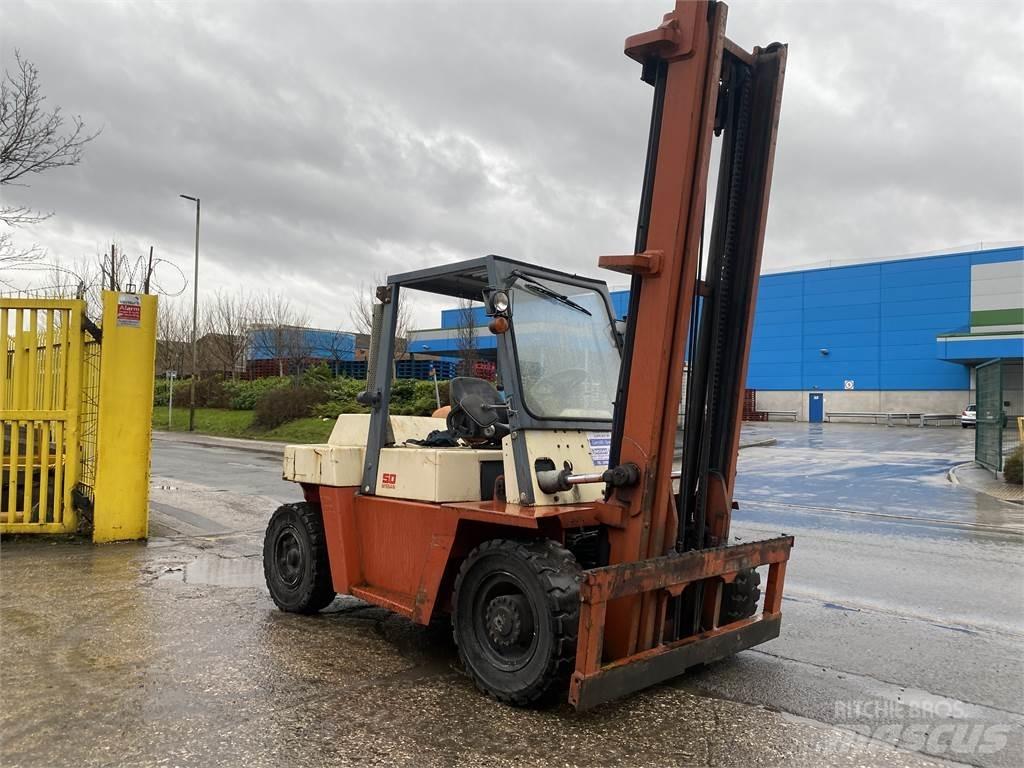 Nissan BF05H50U Diesel Trucker