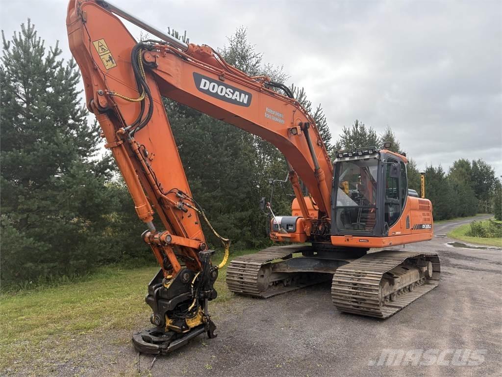 Doosan DX225LC-3 Beltegraver