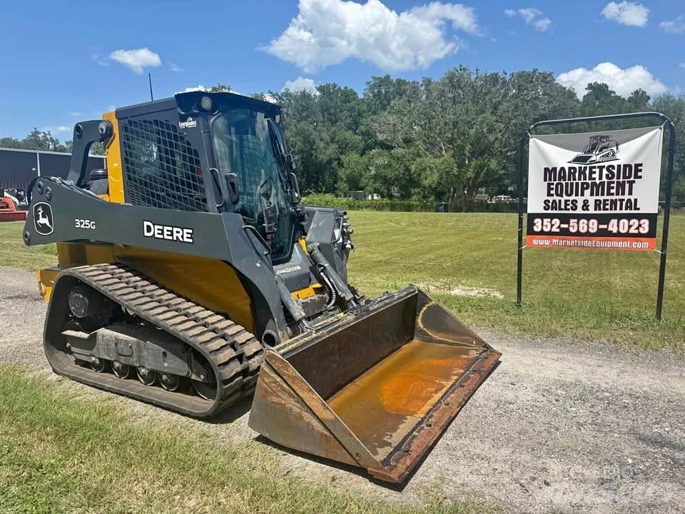 John Deere 325 Kompaktlastere