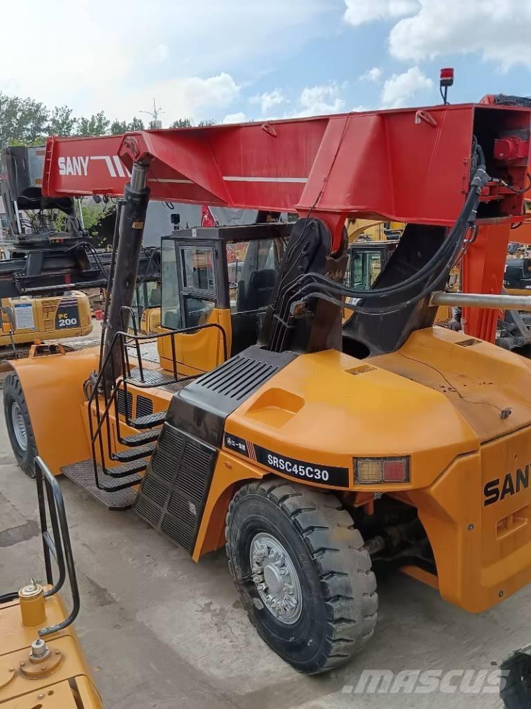 Sany SRSC 45 C30 Reachstackere