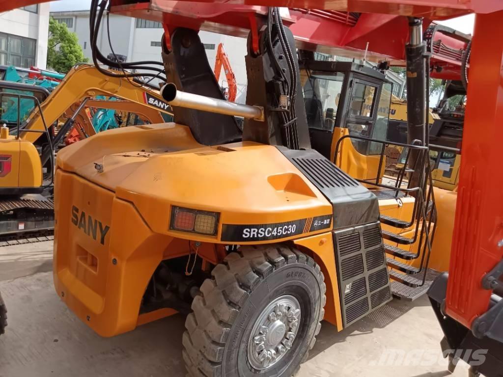Sany SRSC 45 C30 Reachstackere