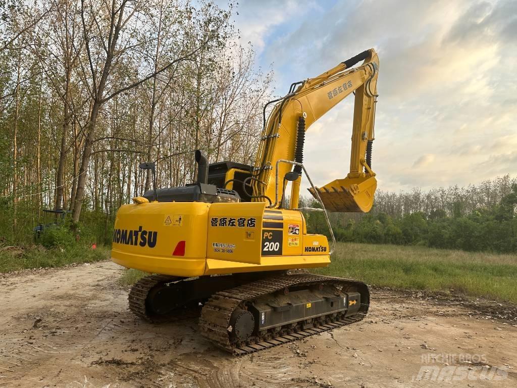 Komatsu pc200-8 Beltegraver