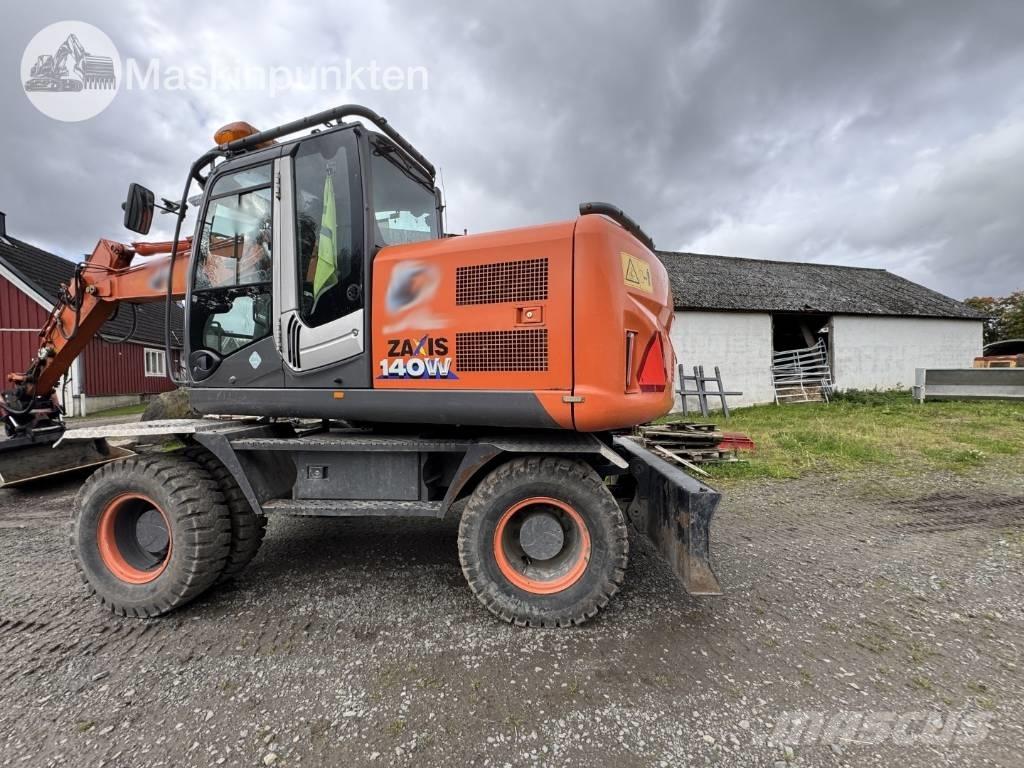 Hitachi ZX 140 W-3 Hjulgravere