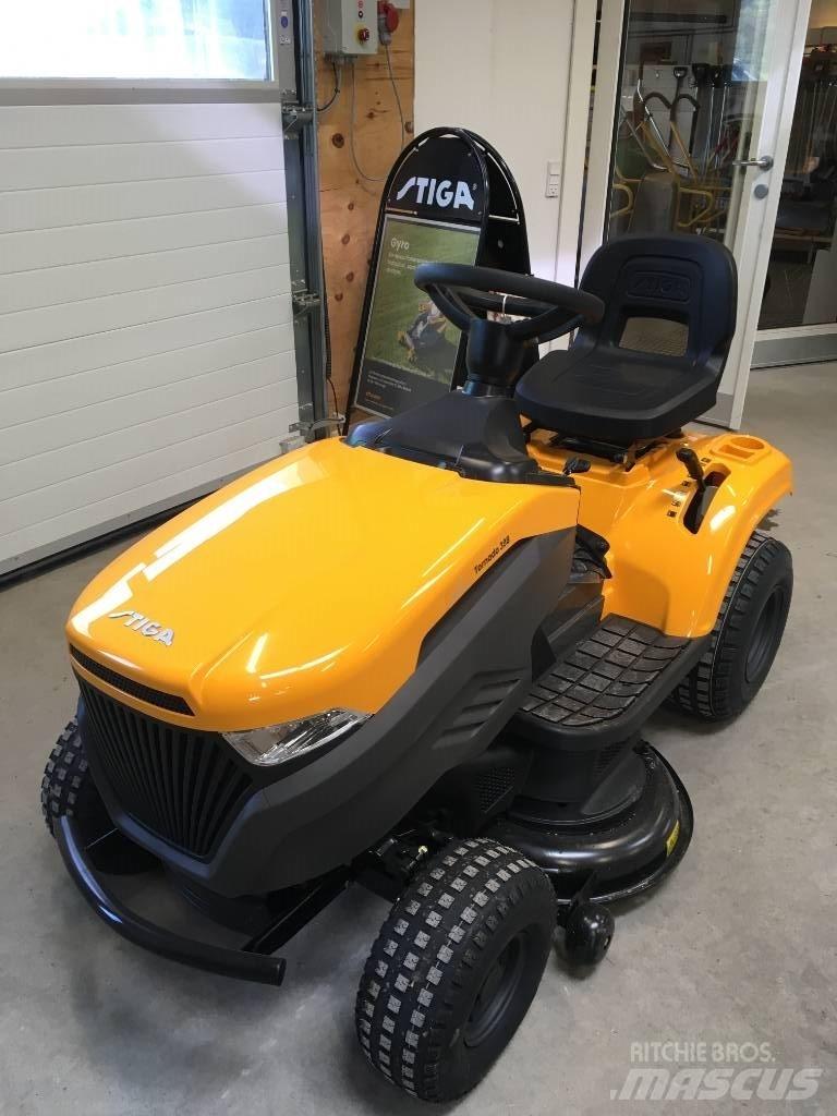 Stiga Tornado 398 ST Sitteklippere