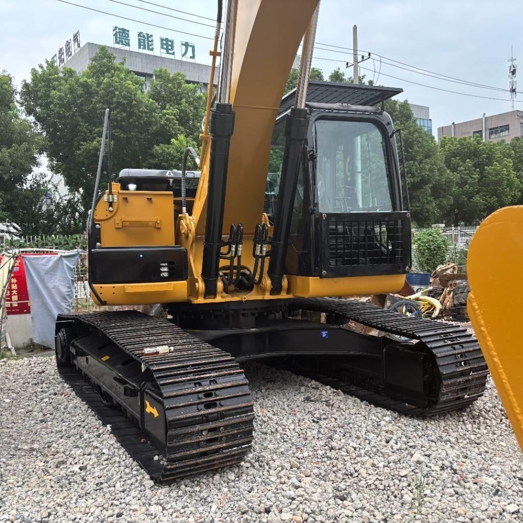 CAT 325 D Beltegraver