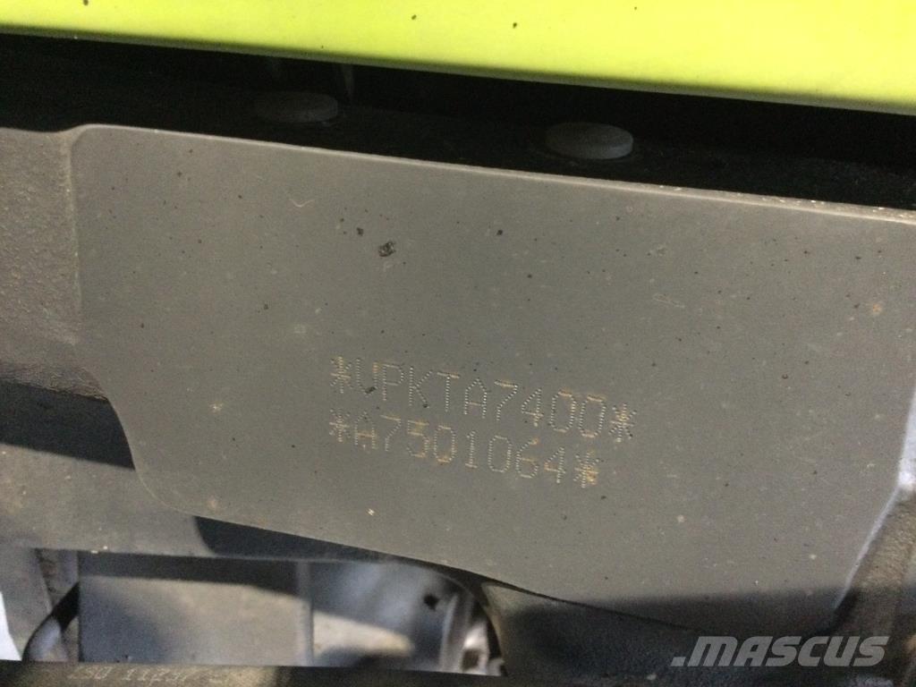 CLAAS ARION 550 Traktorer