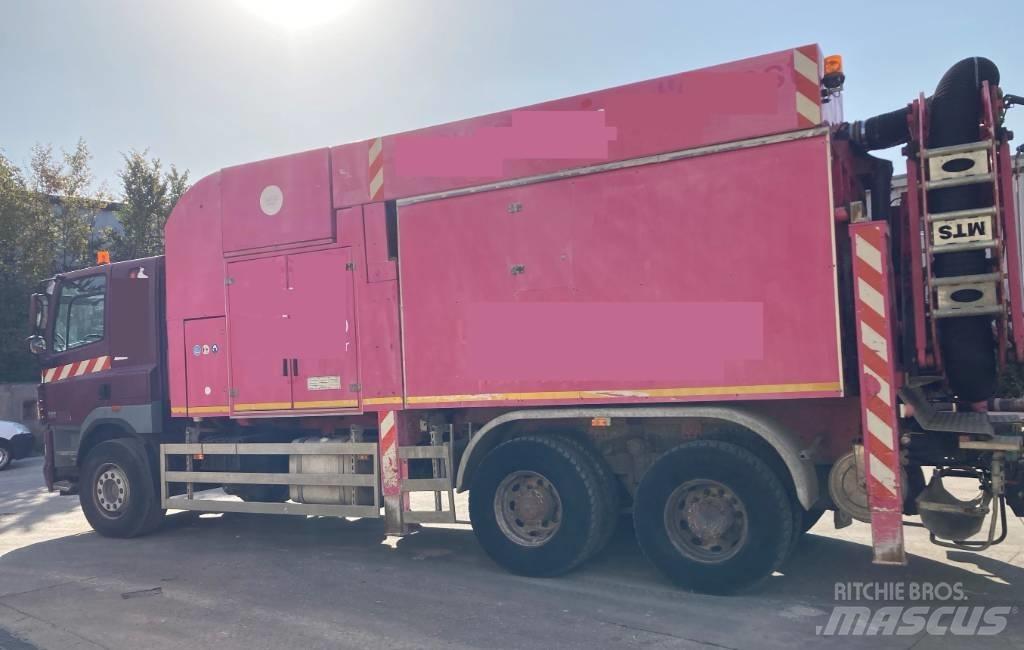 DAF CF 85.460 Slamsugere
