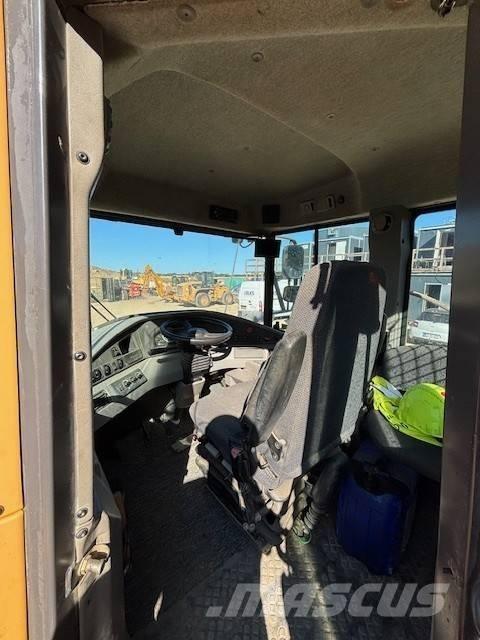 Volvo A 25 F Rammestyrte Dumpere